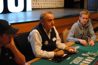 WSOP 2012 – Ari, un dealer italiano emigrato a Las Vegas: “Non ho trovato la fortuna, ma sono contento”