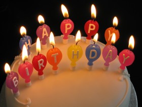 Buon compleanno poker online!