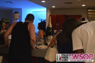 Il party del 4 luglio a casa di Galb