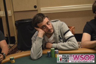 Glaming chiude, Dato gioca senza patch