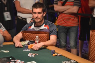 Gus Hansen azzoppato da un “giocatore scarso” nel Poker Players Championship!