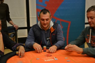 Mossali comanda la leaderboard MTT di GdPoker, Toscano e Daffinà non mollano