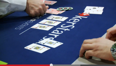 Chipleader, le strategie dei pro per vincere i tornei: le monster hand in middle stage