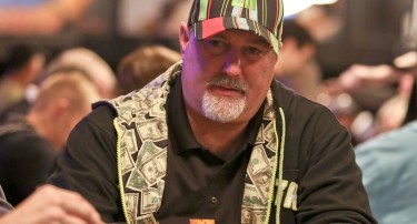 Tom Schneider, vincitore di 4 braccialetti in carriera, di cui 2 alle WSOP 2013.