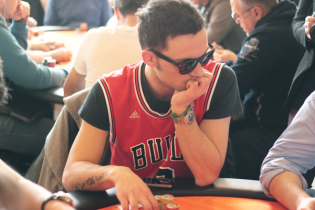 SCOOP Day5: Ivan Gabrieli vince il 100€ 6-max!