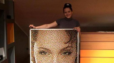 Nicole Noroc ‘grinda’ l’arte: “Serve tanta pazienza e determinazione come nel poker, ma non la fortuna”