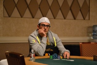 “Niente sesso per un anno? Ho ceduto in nove giorni!” Esfandiari sconfitto nella prob-bet sulla castità