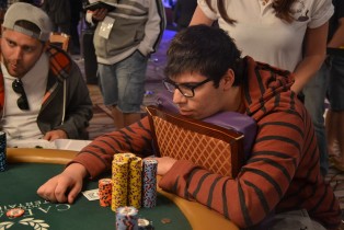 WSOP 2014: Kanit al Day 3 dell’8-Handed, Pescatori ITM e un calciatore tedesco al tavolo finale del 2-7!