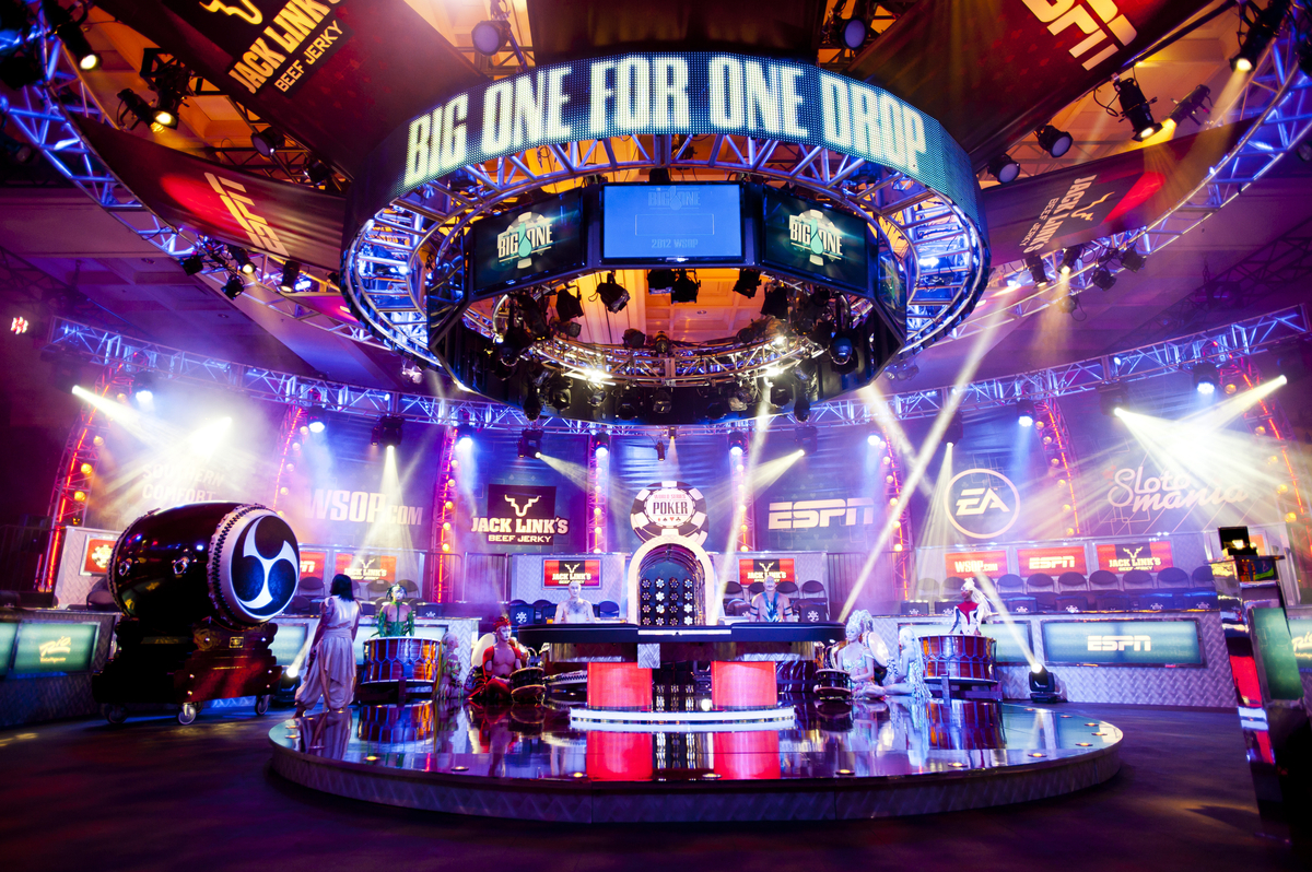 Random Big One Il Big One si avvicina: Hellmuth vende quote maggiorate su Twitter, Tom ...