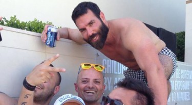 “Dan Bilzerian ci ha fatto entrare nel suo privée!” RobyS racconta l’incontro ravvicinato con il Re dei ballas