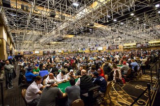 Monster-stack WSOP nel Guinness dei primati! Le ragioni del successo per Nolan Dalla