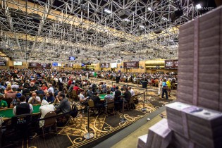 WSOP 2014 – Come si sono trovati gli italiani per iscriversi al Monster-Stack dei record?