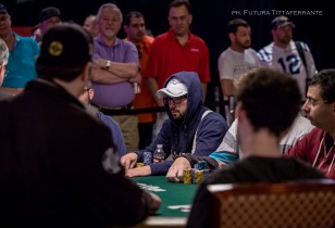 “Grazie a lui ho capito qualche dinamica” Suriano racconta lo scontro con Hellmuth all’Ante Only