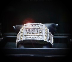 Hellmuth e Negreanu contro il payout verticale del Main Event: “November Nine tutti milionari!”