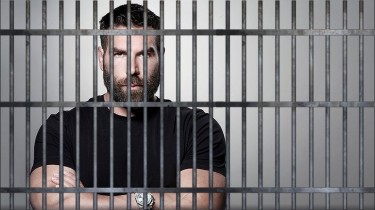 Materiale altamente esplosivo in casa: Dan Bilzerian arrestato… e stavolta non è un fake!