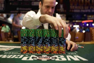 Multi-entry: i vantaggi di giocare un torneo con più ingressi