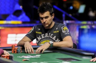 Doug Polk – La ‘Bankroll challenge’ vola grazie a due primi posti in MTT da oltre 400 dollari