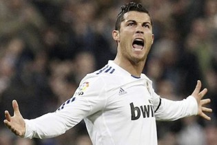 Non solo Neymar! Dal Brasile lo danno per certo: CR7 nuovo ambasciatore di Pokerstars