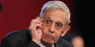 Addio a John Nash, il matematico che teorizzò il punto di equilibrio al tavolo verde