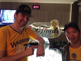 Hellmuth pazzo per i Warriors: toccata e fuga da Las Vegas a Oakland per vedere la finale NBA!