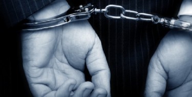 Addetto alle pulizie del casinò spazza via 10.000$ e li nasconde nel cestino dei rifiuti