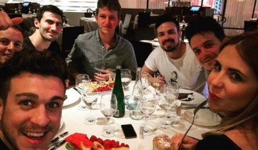 WSOP Backstage #12: pellerossa, massaggi gratis, regali e pokemon ai tavoli del Rio