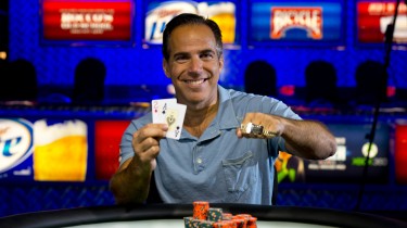 WSOP – Il chipleader del Main Event e quella volta che vinse senza sapere le regole…