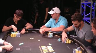 Guarda il live streaming degli Aussie Millions!