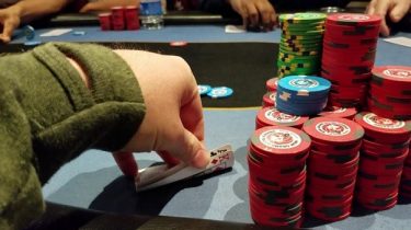 La top 10 degli youtuber da seguire: ci sono Negreanu, Polk, Torelli e dei folli vlogger da Vegas!