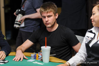 Byron Kaverman: “Giocare meno e curare se stessi è fondamentale nel poker di oggi”