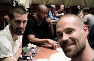 Antonius, Hansen e Ivey insieme alla Bobby’s room! E Patrik è on fire…