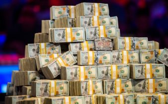 Il fisco vince sempre al Main delle WSOP: i nove finalisti devono pagare oltre 10 milioni di tasse!