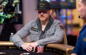 MTT Online: Koon vs Ponavoks: un fold sbagliato?