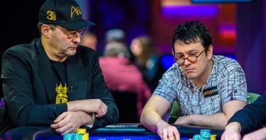 Super High Roller Bowl – Badziakouski esce in bolla! Haxton e Chidwick guidano i finalisti