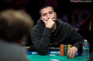 La magia di Dario Sammartino su Antonio Esfandiari al Day4 del Main Event WSOP