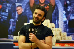 WSOP – Oltre 1.300 entries nel Day 1a del Main Event! Castelluccio parte col piede giusto