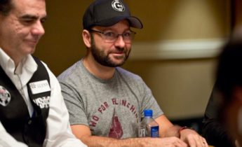 WSOP – Lisandro e Negreanu resistono nel PLO Bounty, gli azzurri ci riprovano nel Mixed