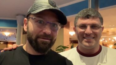 Negreanu scatenato, gioca due tornei WSOPE in contemporanea!