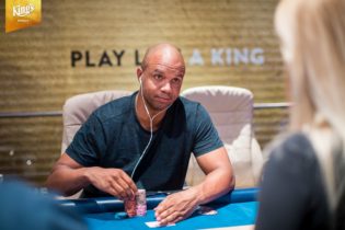 Come è andato Phil Ivey al Day 2 del 250k High Roller WSOPE?