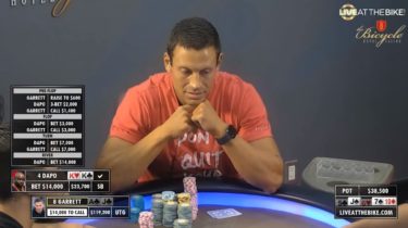 Quando top pair non basta: Adelstein perde un piattone con AJ contro KK