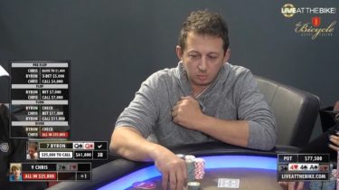 Basta un Asso sul board e cambia tutto: ecco come 77 fa passare QQ