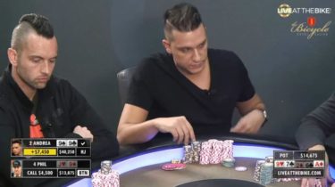 Andrea Buonocore racconta la sessione in diretta al Live at the Bike con Phil Hellmuth