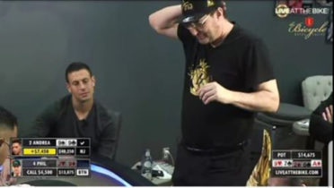 La mano in cui Andrea Buonocore ha fatto impazzire Phil Hellmuth