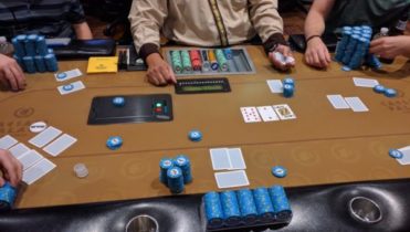 Guida alle Varianti: 5 motivi per staccare dal NLH e provare i Mixed Games