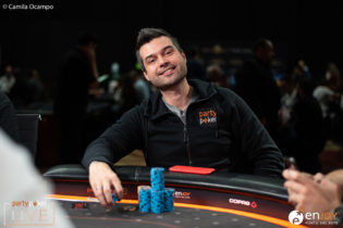 Innamorati di questo fold con trips di Richard Dubini