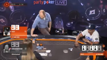 Le sportellate tra Phil Ivey e Sam Greenwood al Tavolo Finale del 50k Millions SD Sochi