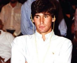 Phil Hellmuth ricorda i 31 anni dal primo bracciale: vinse il main negando il triplete a Chan