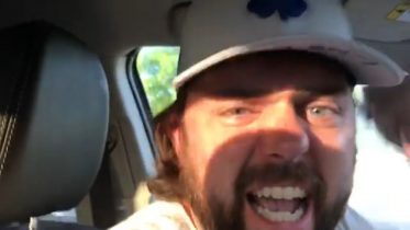 Vince il titolo WSOP giocando dall’auto parcheggiata in New Jersey: l’incredibile braccialetto di Ryan Depaulo