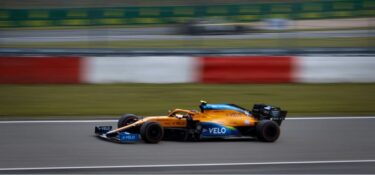 PartyPoker diventa sponsor della scuderia McLaren di Formula Uno