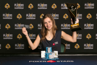 La tolleranza al rischio dal poker al Covid: la CNN intervista Maria Konnikova